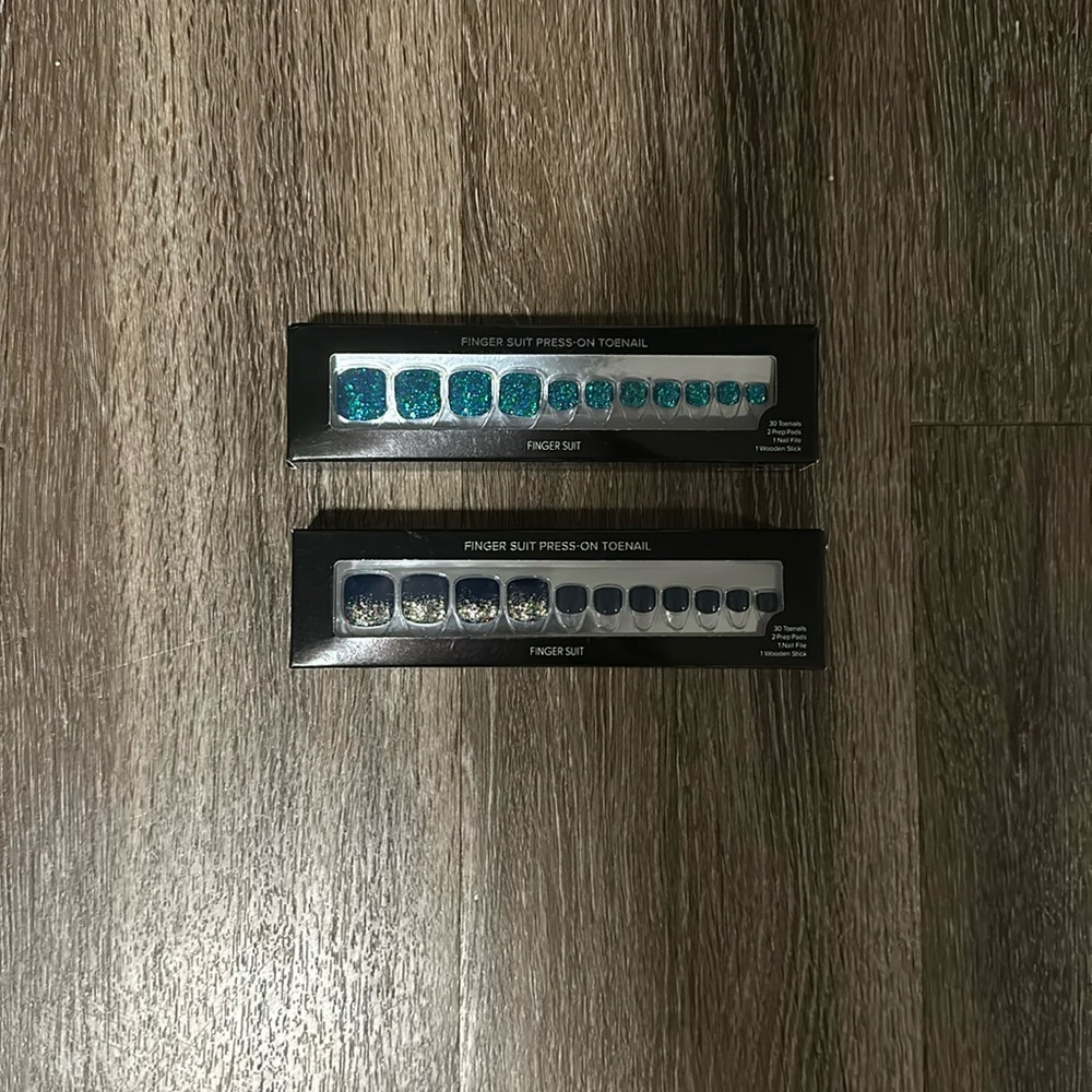 Press-on toenails